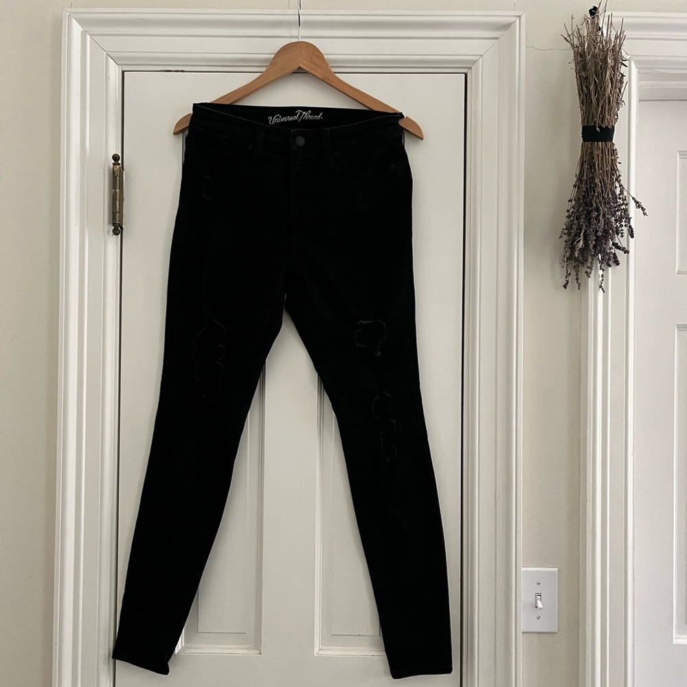 Universal Thread High Waisted Ripped Skinny Pants